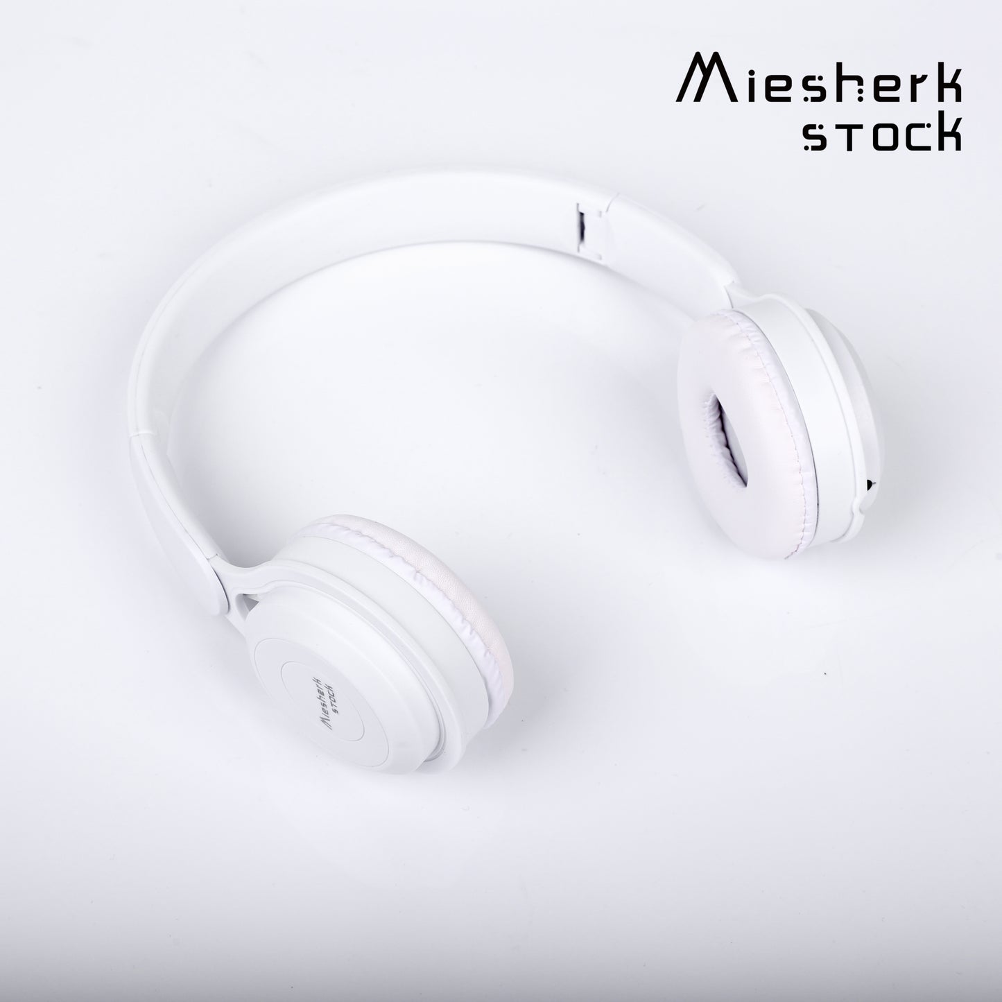 MIESHERK STOCK Bluetooth Headphones Over Ear, 90H Playtime BT 5.3 Wireless Headphone EQ Modes, Built-in Headsets, HiFi Stereo Sound, Deep Bass