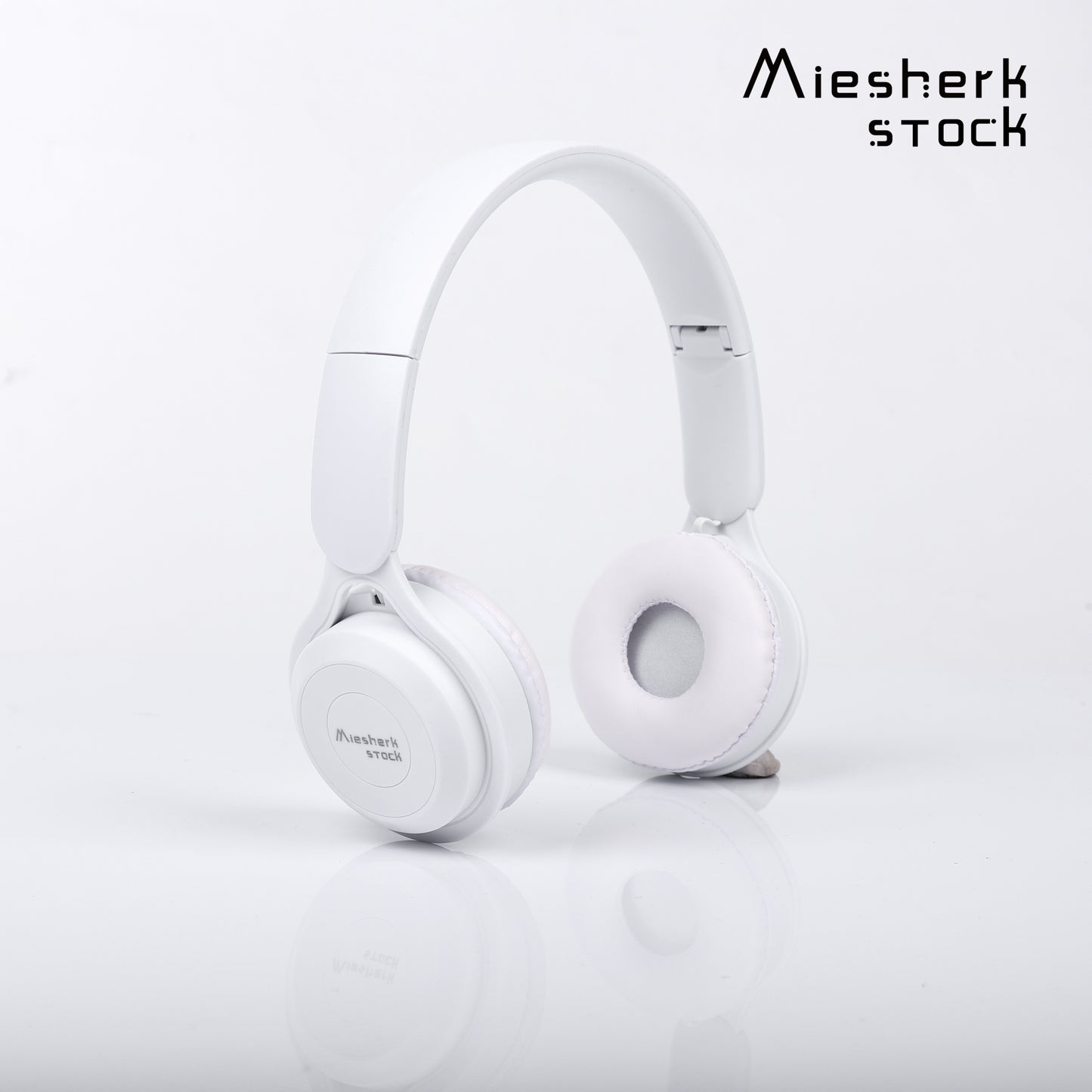 MIESHERK STOCK Bluetooth Headphones Over Ear, 90H Playtime BT 5.3 Wireless Headphone EQ Modes, Built-in Headsets, HiFi Stereo Sound, Deep Bass